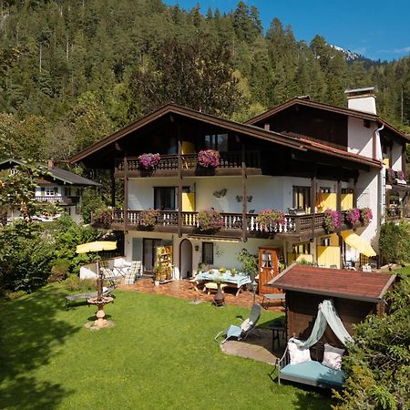 Hotel Effland Mit Innenpool Und Sauna 1 Stunde Zur Privatnutzung Pro Tag Байрішцель Екстер'єр фото