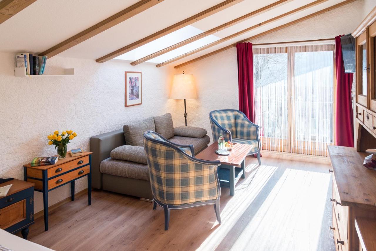 Hotel Effland Mit Innenpool Und Sauna 1 Stunde Zur Privatnutzung Pro Tag Байрішцель Екстер'єр фото