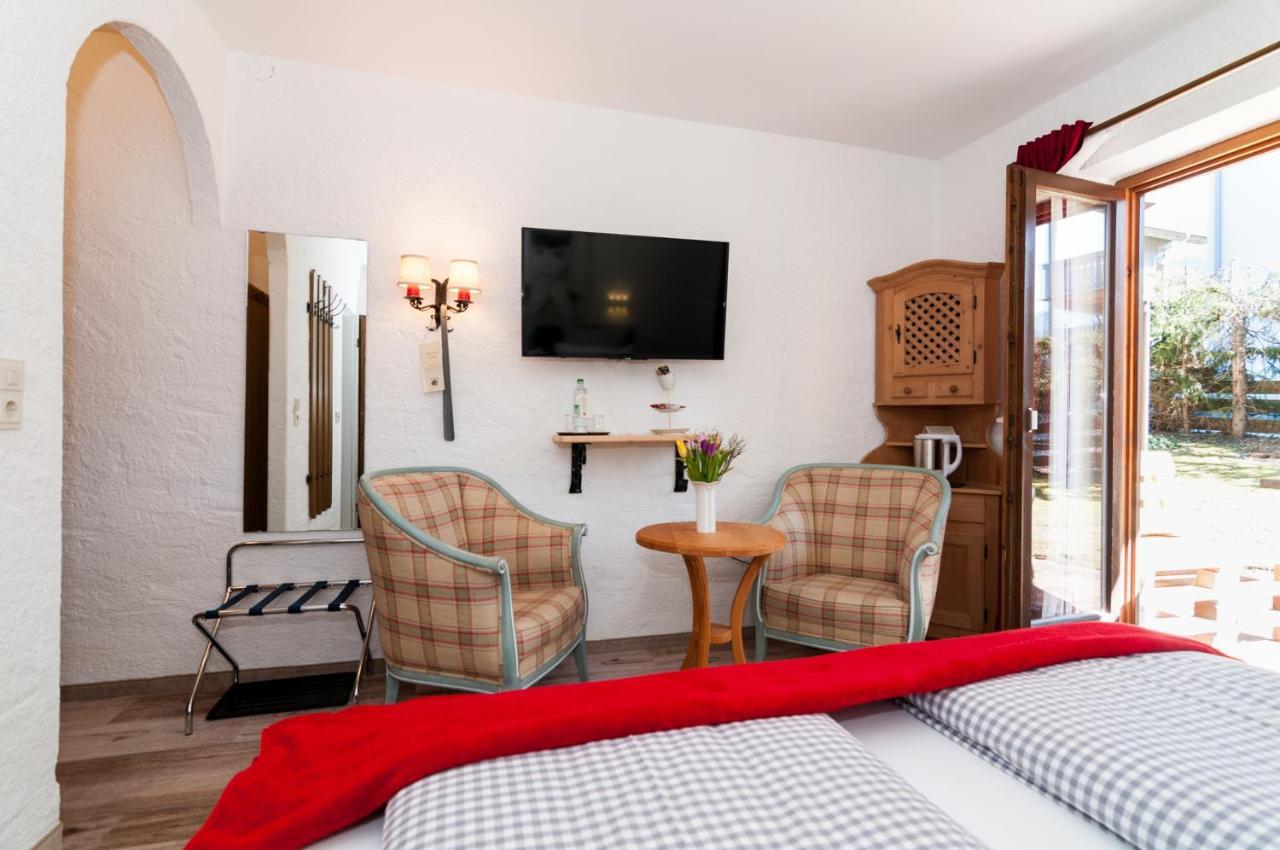 Hotel Effland Mit Innenpool Und Sauna 1 Stunde Zur Privatnutzung Pro Tag Байрішцель Екстер'єр фото
