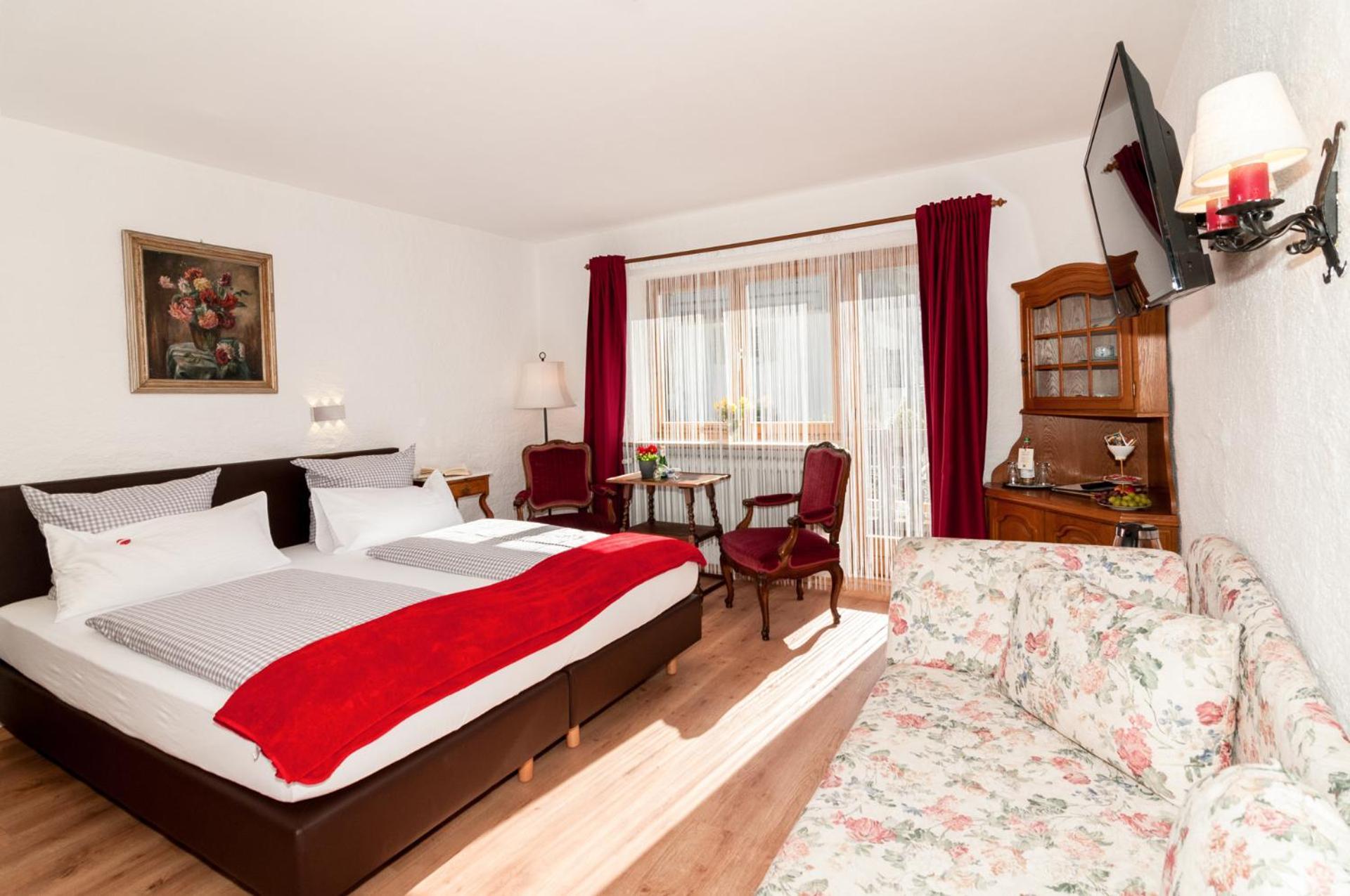 Hotel Effland Mit Innenpool Und Sauna 1 Stunde Zur Privatnutzung Pro Tag Байрішцель Екстер'єр фото