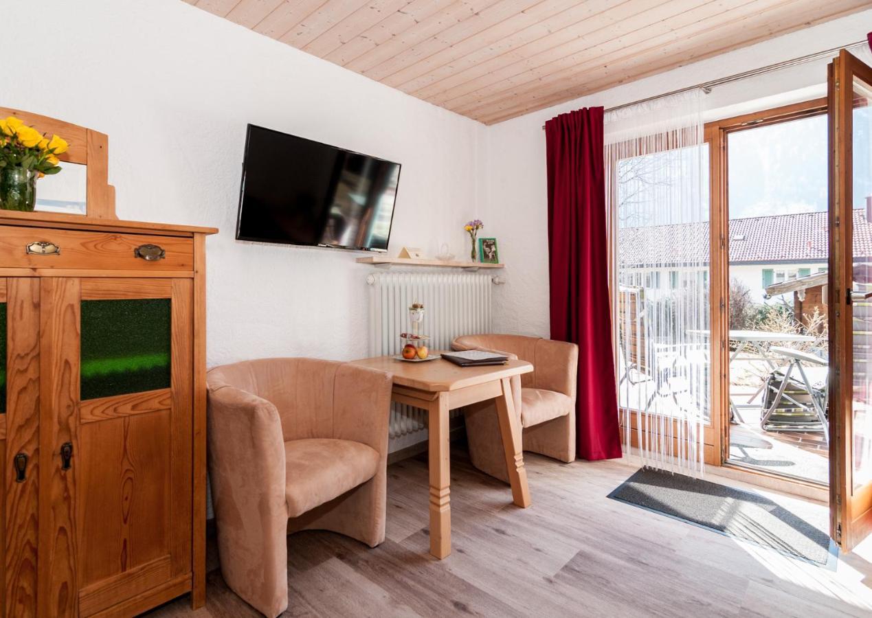Hotel Effland Mit Innenpool Und Sauna 1 Stunde Zur Privatnutzung Pro Tag Байрішцель Екстер'єр фото