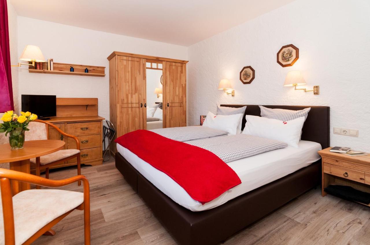 Hotel Effland Mit Innenpool Und Sauna 1 Stunde Zur Privatnutzung Pro Tag Байрішцель Екстер'єр фото